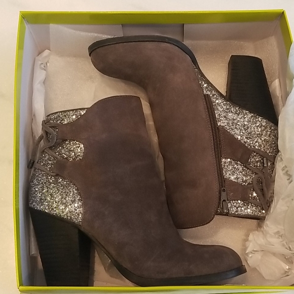 Gianni Bini Lulah Boots Size 8 - Picture 11 of 12